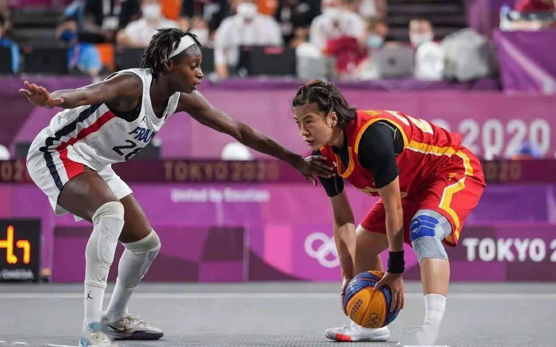 官方：苏格兰裁判沃尔什将执法欧冠第6轮拜仁vs葡体（官宣：苏格兰裁判沃尔什将吹罚欧冠第6轮拜仁对阵葡萄牙体育）