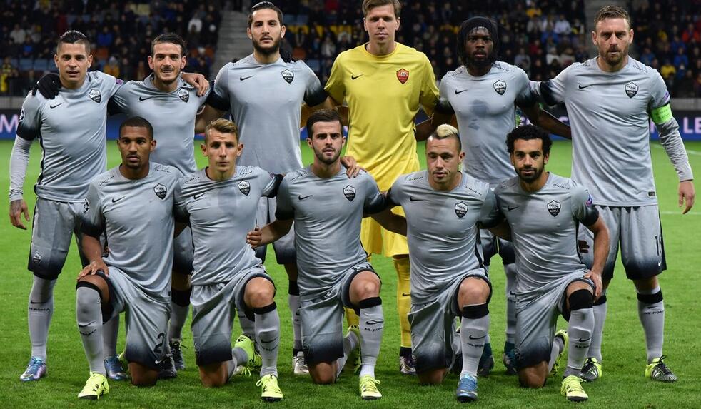 瓜帅：梅西最大特点就是简单，我喜欢谢尔基的天赋但他要学习（瓜迪奥拉谈梅西与谢尔基：梅西胜在简单，谢尔基有天赋仍需学习）