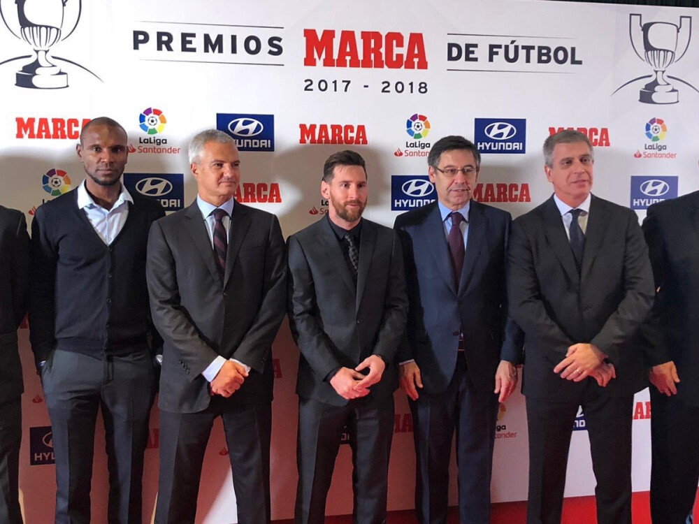 塞维利亚官方：谴责德比战球迷投掷物品行为，正配合警方调查（塞维利亚官宣：谴责德比战球迷投掷行为，正与警方配合调查）