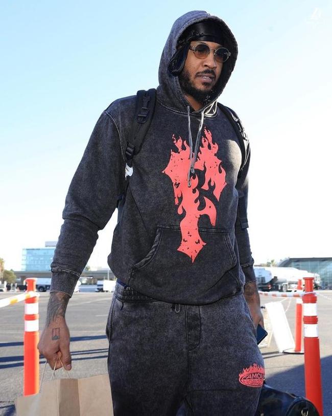 哀悼，一巴西18岁小将在家中因弟弟清理步枪时走火中弹身亡（悼念：巴西18岁小将家中意外中弹身亡，疑因弟弟清理步枪走火）