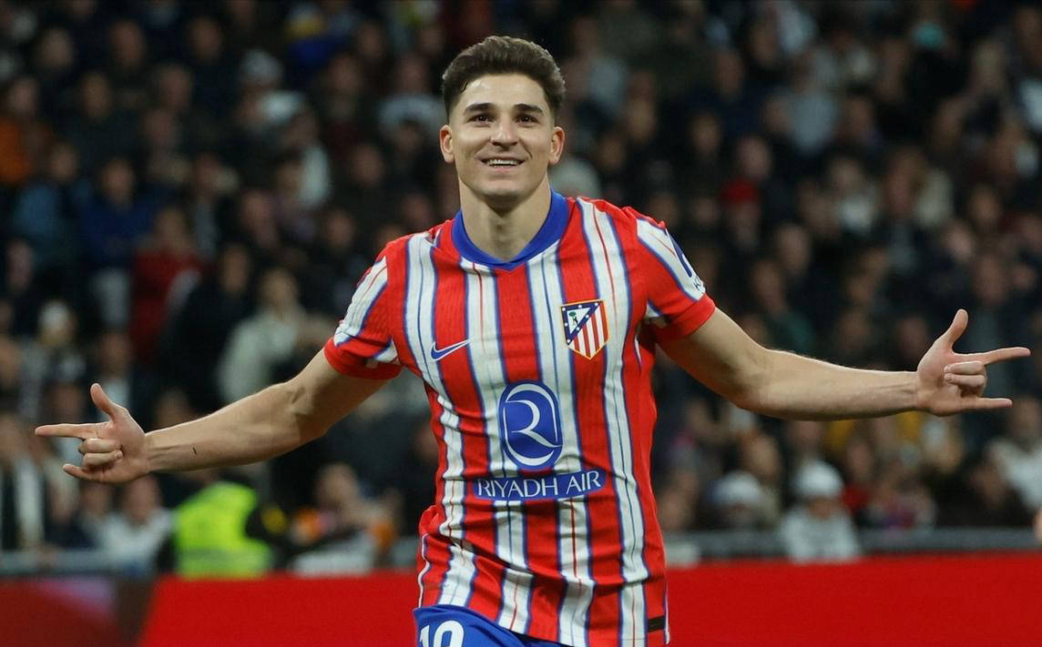 米兰老照片展示埃瓦尼风采（米兰旧影再现埃瓦尼风华）