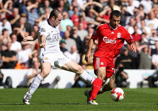 三角洲玩家，韦世豪晒自己在航天基地摸出非洲之心（自称三角洲玩家，韦世豪晒照：在航天基地摸到“非洲之心”）